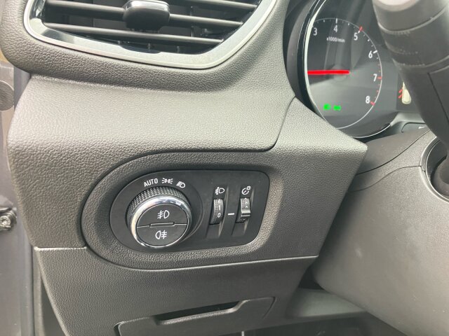 Opel Grandland X 1.5 D Opel 2020 Klimaautomatik Sitzheizung Opel Grandland X 1.5 D Opel 2020 Klimaautomatik Sitzheizung