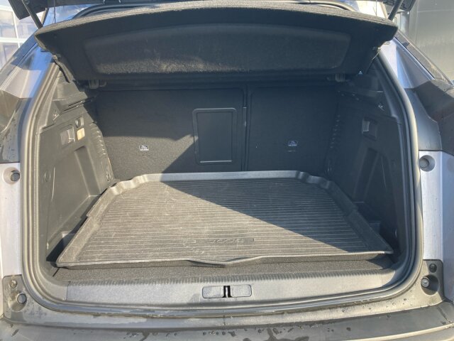 Peugeot 3008 Active Pack 130 +Kamera+Bluetooth+EPH+SHZ+ Peugeot 3008 Active Pack 130 +Kamera+Bluetooth+EPH+SHZ+