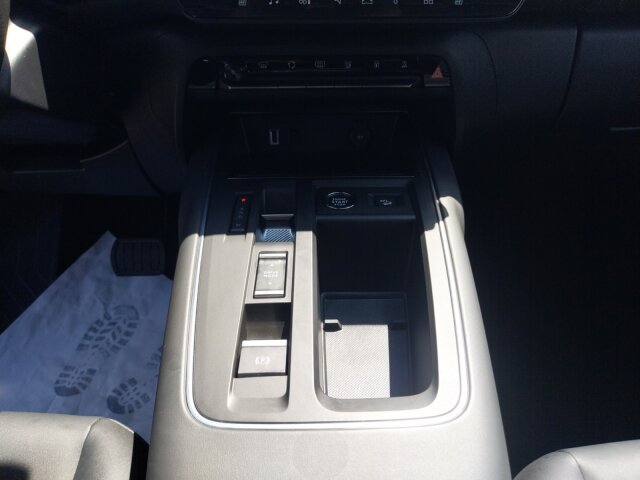 Citroën C5 Aircross Max PT 130 EAT8 +NAV+LED+Kamera+ Citroën C5 Aircross Max PT 130 EAT8 +NAV+LED+Kamera+