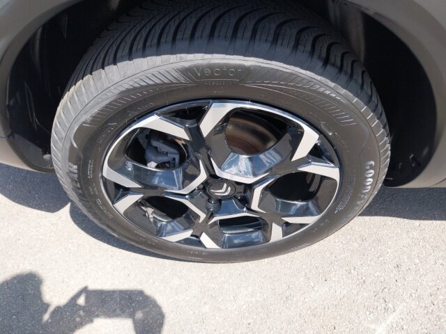 Citroën C5 Aircross Max PT 130 EAT8 +NAV+LED+Kamera+ Citroën C5 Aircross Max PT 130 EAT8 +NAV+LED+Kamera+