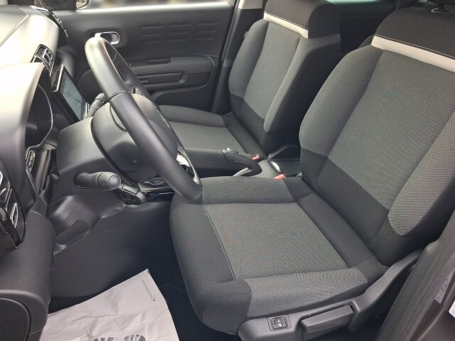 Citroën C3 Aircross Shine 110 +Klima+SHZ+Navi+Kamera+ Citroën C3 Aircross Shine 110 +Klima+SHZ+Navi+Kamera+