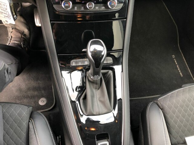 Opel Grandland X 2.0 120Jahre+NAVI+LED Opel Grandland X 2.0 120Jahre+NAVI+LED