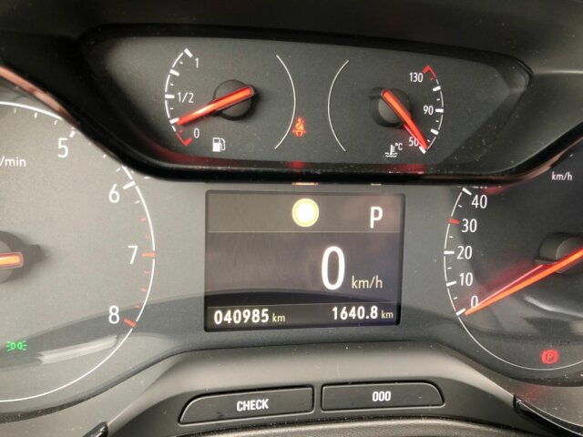 Opel Grandland X 2.0 120Jahre+NAVI+LED Opel Grandland X 2.0 120Jahre+NAVI+LED