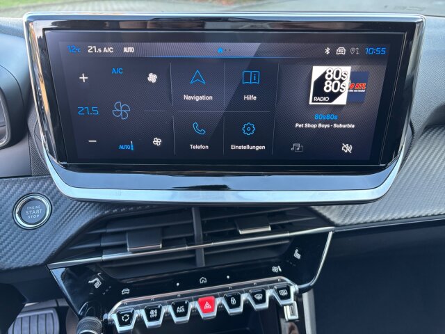 Peugeot E-208 Business 136 11 KW Charger+SHZ+Kamera+EPH Peugeot E-208 Business 136 11 KW Charger+SHZ+Kamera+EPH