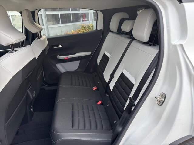 Citroën C3 Aircross MAX 145 AT +Navi+Kamera+LED+SHZ+ Citroën C3 Aircross MAX 145 AT +Navi+Kamera+LED+SHZ+