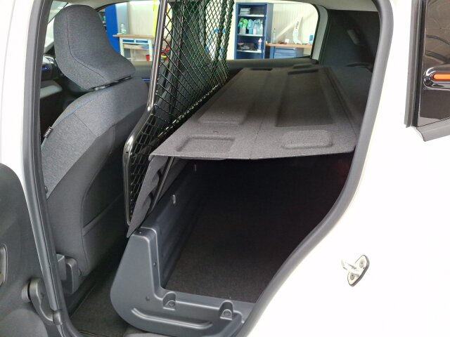 Citroën ë-C3 VAN N1 113PS +OBC-11KW+Navi+GJR+2-Sitze Citroën ë-C3 VAN N1 113PS +OBC-11KW+Navi+GJR+2-Sitze