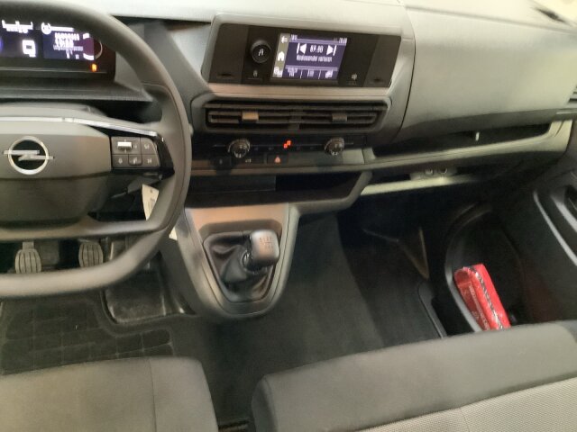 Opel Vivaro 1.5 D Basis L Laderaumboden Holz Opel Vivaro 1.5 D Basis L Laderaumboden Holz