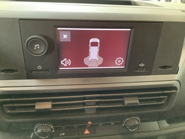 Opel Vivaro 1.5 D Basis L Laderaumboden Holz Opel Vivaro 1.5 D Basis L Laderaumboden Holz