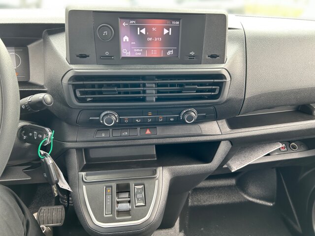 Opel Vivaro 2.0 D L AHZV Allwetterreifen Opel Vivaro 2.0 D L AHZV Allwetterreifen