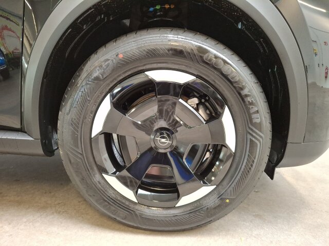 Opel Frontera 1.2 Edition Klima Radio 10 Touchscreen Navi (GW TZ) Opel Frontera 1.2 Edition Klima Radio 10 Touchscreen Navi (GW TZ)