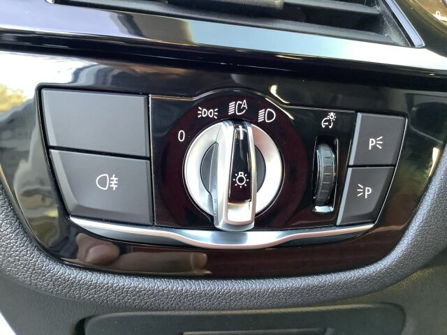 BMW 5er - 520 i Mild Hybrid Luxury Line Automatik (BDK) BMW 5er - 520 i Mild Hybrid Luxury Line Automatik (BDK)