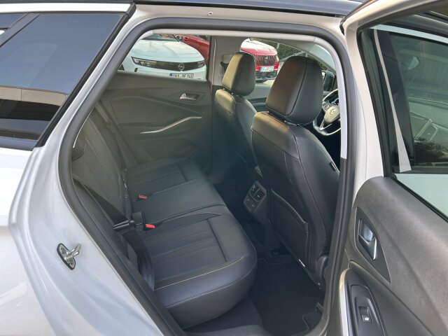 Opel Grandland 1.2 Turbo Elegance Automatik Leder Allwetter Opel Grandland 1.2 Turbo Elegance Automatik Leder Allwetter