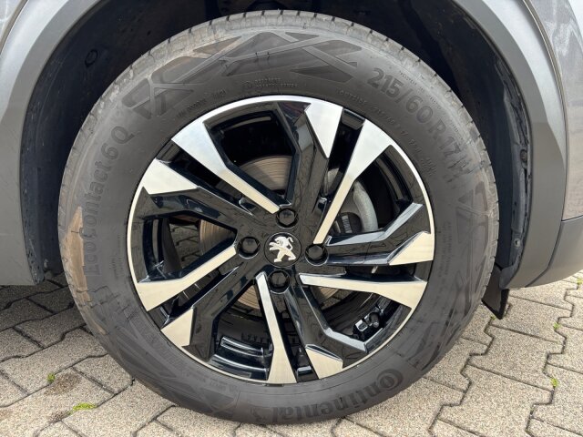 Peugeot 2008 Allure 100 PureTech +Kamera+LED+SHZ+AHK+ Peugeot 2008 Allure 100 PureTech +Kamera+LED+SHZ+AHK+