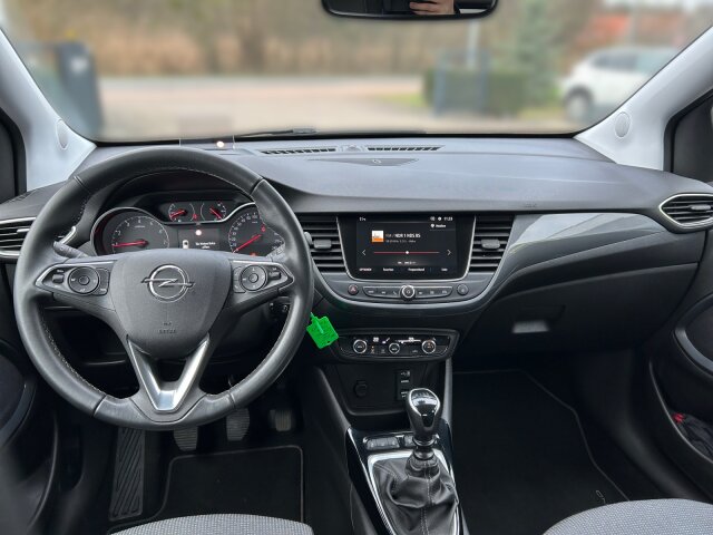 Opel Crossland 1.2 Turbo Elegance Klimaautomatik Sitzheizung 130PS Opel Crossland 1.2 Turbo Elegance Klimaautomatik Sitzheizung 130PS