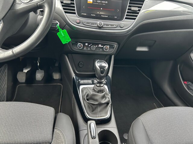 Opel Crossland 1.2 Turbo Elegance Klimaautomatik Sitzheizung 130PS Opel Crossland 1.2 Turbo Elegance Klimaautomatik Sitzheizung 130PS