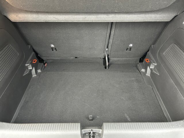 Opel Crossland 1.2 Turbo Elegance Klimaautomatik Sitzheizung 130PS Opel Crossland 1.2 Turbo Elegance Klimaautomatik Sitzheizung 130PS