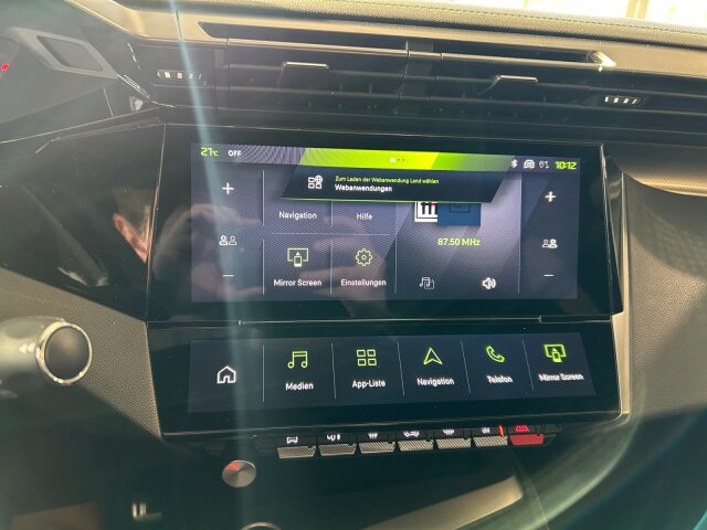 Peugeot 308SW GT 145 eDSC +NAVI+360°Kamera+Pano-Dach Peugeot 308SW GT 145 eDSC +NAVI+360°Kamera+Pano-Dach