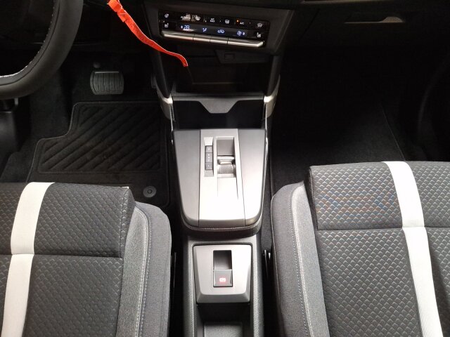 Opel Frontera 1.2 Edition Allwetter beh. Frontscheibe Opel Frontera 1.2 Edition Allwetter beh. Frontscheibe