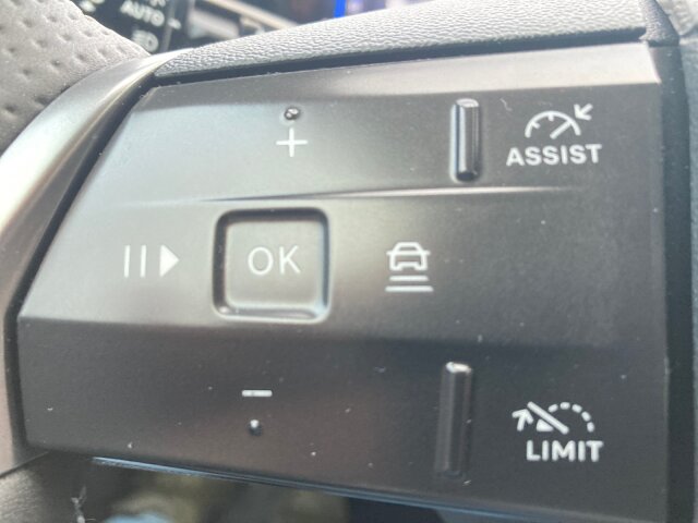 Opel Grandland 1.2 GS Allwetter Head-Up Display (BG) Opel Grandland 1.2 GS Allwetter Head-Up Display (BG)