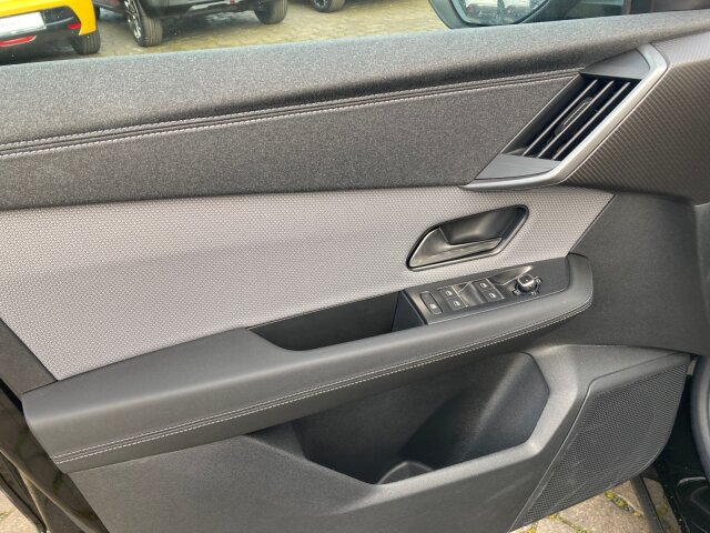 Opel Grandland 1.2 GS Allwetter Head-Up Display (BG) Opel Grandland 1.2 GS Allwetter Head-Up Display (BG)